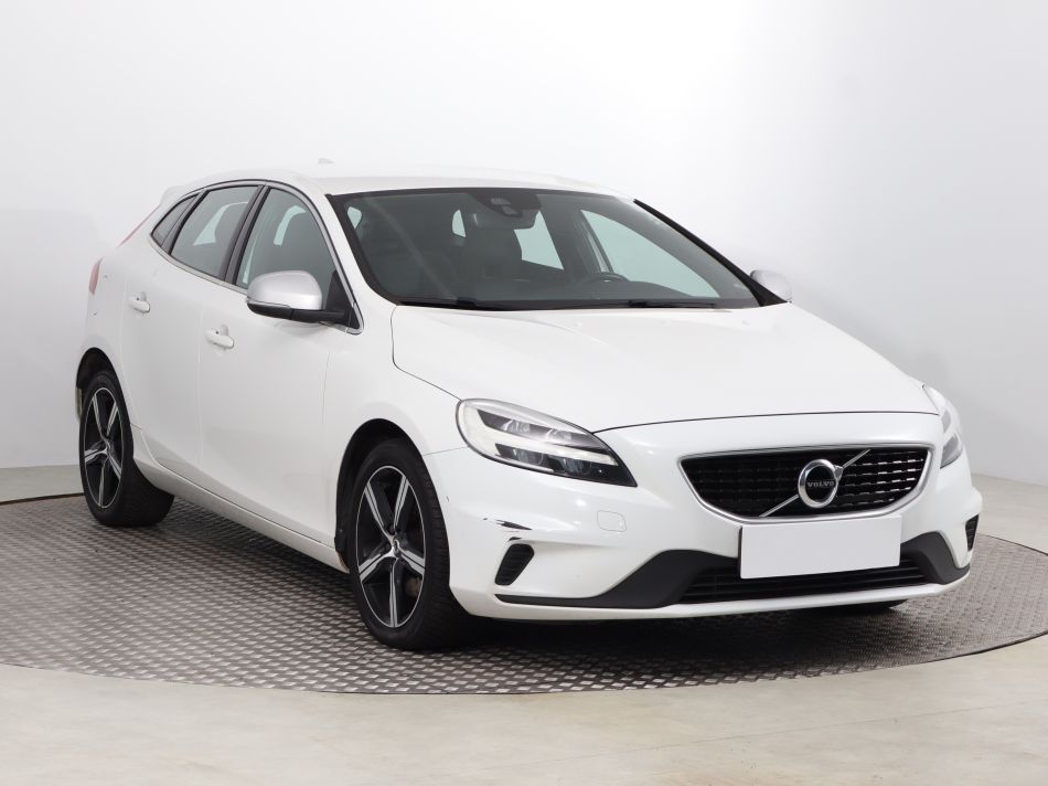 Volvo V40 - 2019