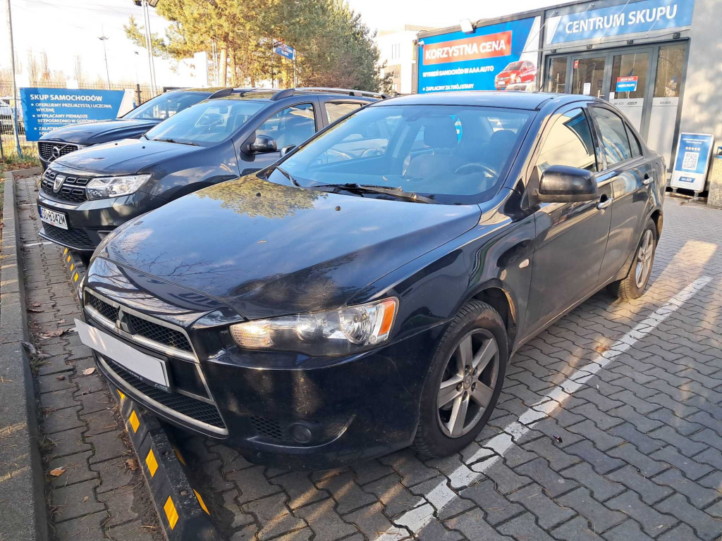 Mitsubishi Lancer