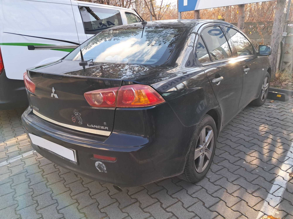 Mitsubishi Lancer