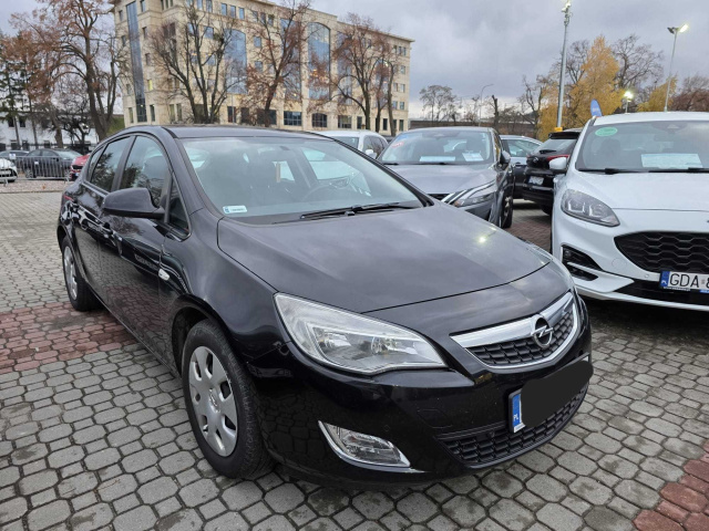Opel Astra 2010