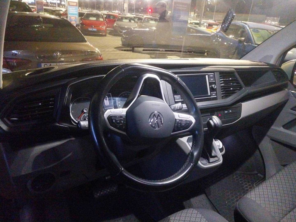 Volkswagen Caravelle