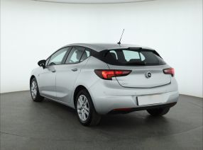 Opel Astra - 2020