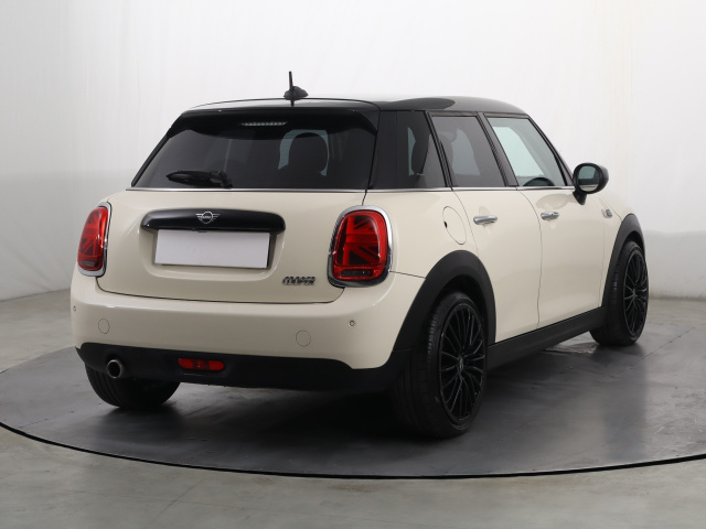 MINI 5-door