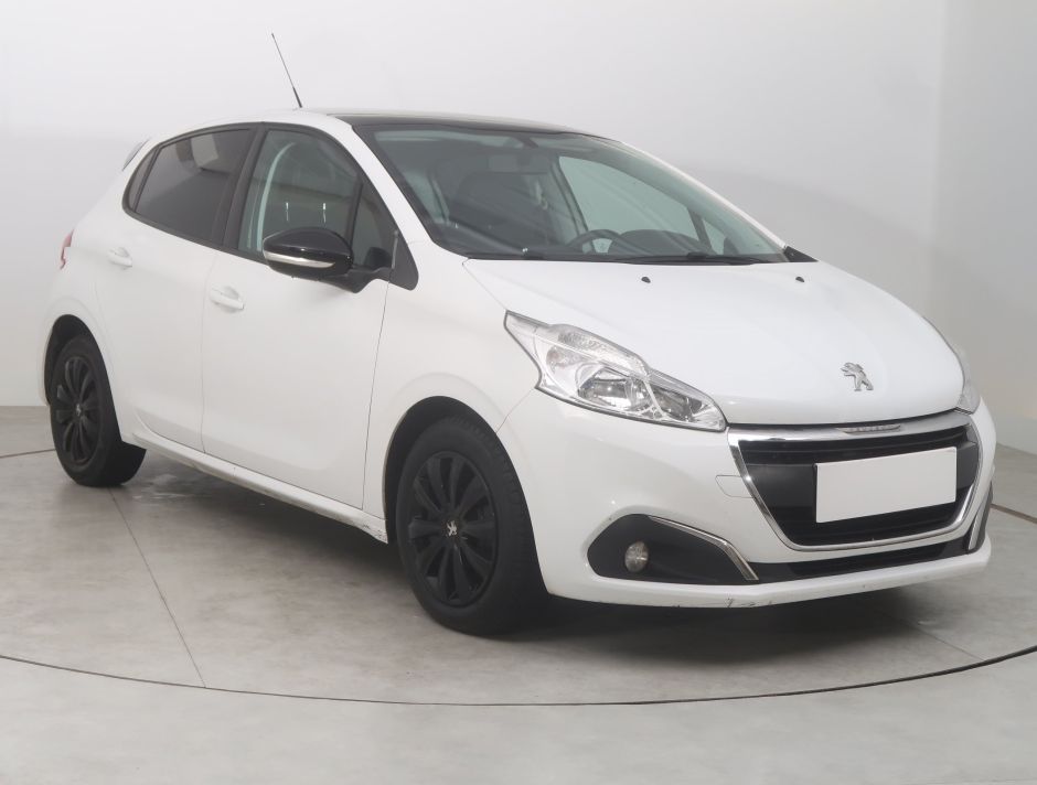 Peugeot 208 - 2016