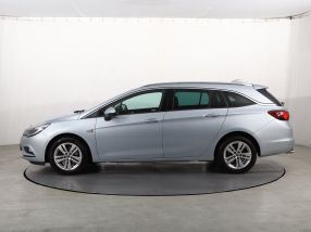 Opel Astra - 2016
