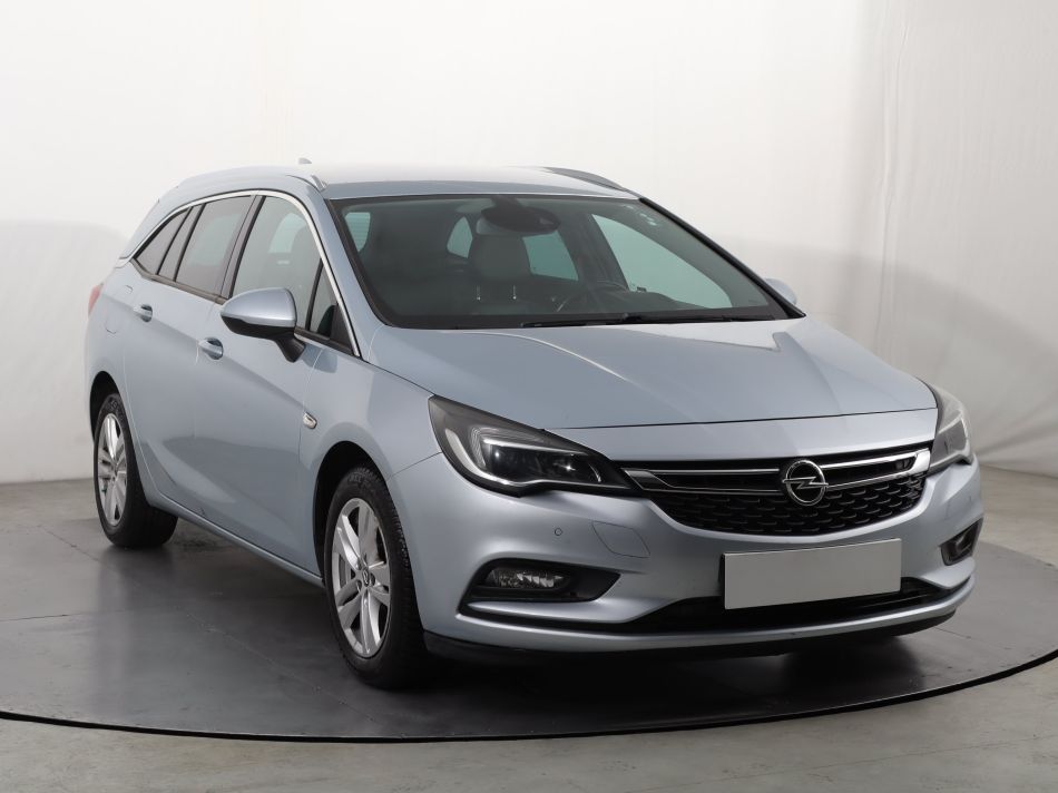 Opel Astra - 2016