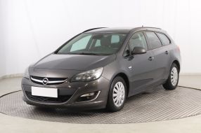 Opel Astra - 2013