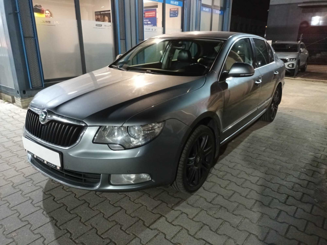 Skoda Superb 2011