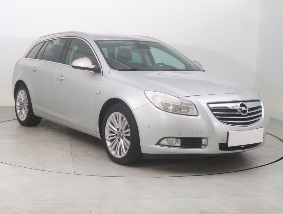 Opel Insignia - 2013