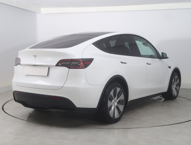 Tesla Model Y RWD LFP 60kWh