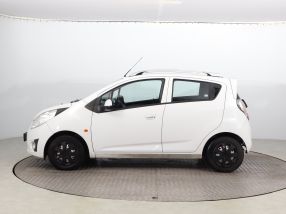 Chevrolet Spark - 2010
