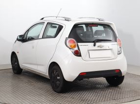 Chevrolet Spark - 2010