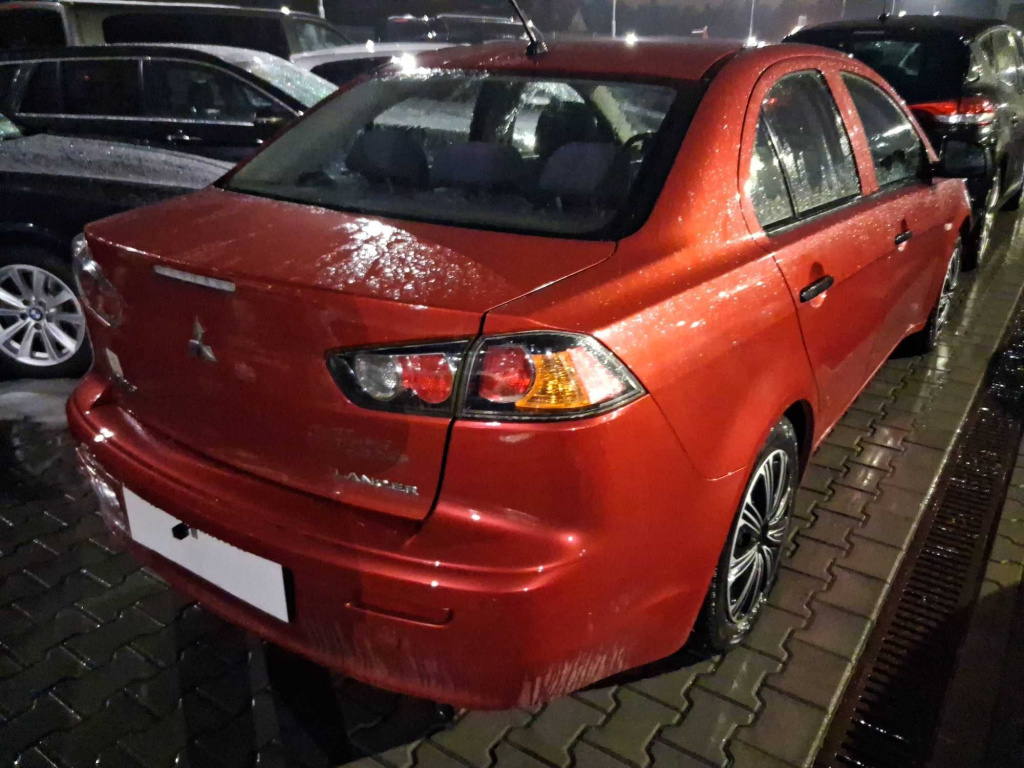 Mitsubishi Lancer