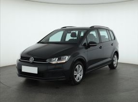 Volkswagen Touran - 2021