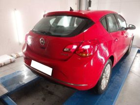 Opel Astra - 2014