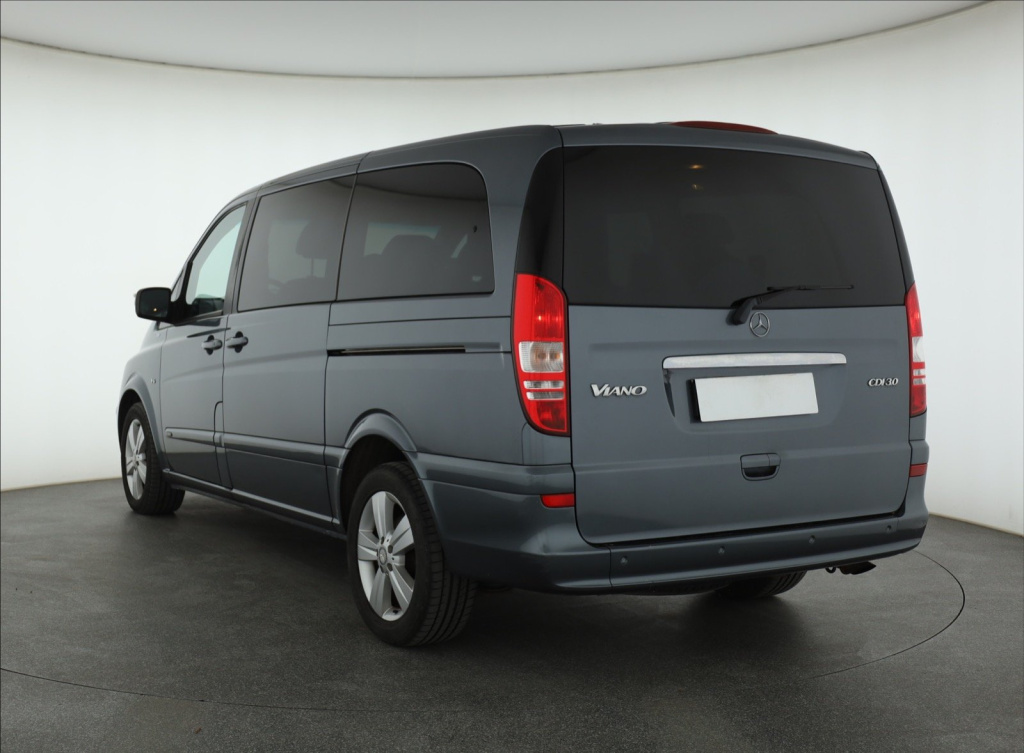 Mercedes-Benz Viano