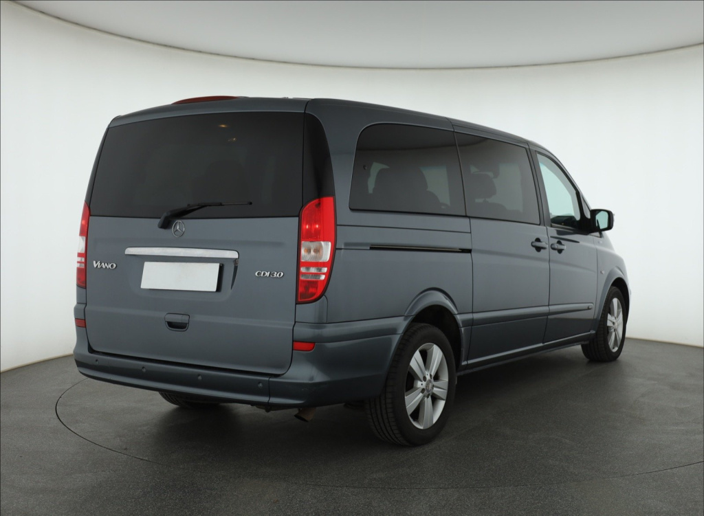 Mercedes-Benz Viano