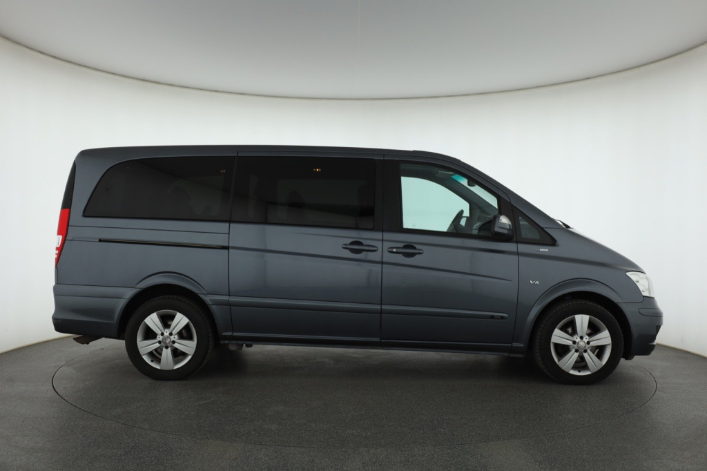 Mercedes-Benz Viano