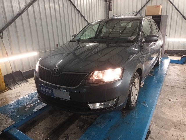 Skoda Rapid 2015