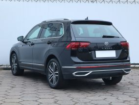 Volkswagen Tiguan - 2022