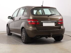 Mercedes-Benz B - 2010