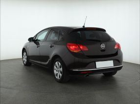 Opel Astra - 2014