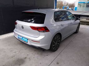 Volkswagen Golf - 2020