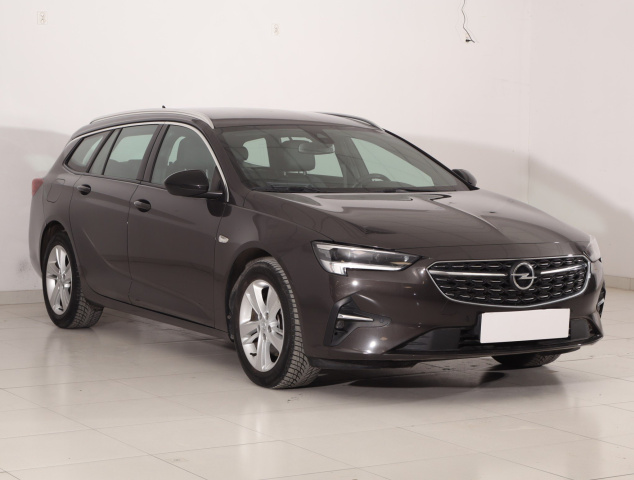 Opel Insignia 2021