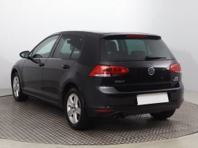 Volkswagen Golf - 2016