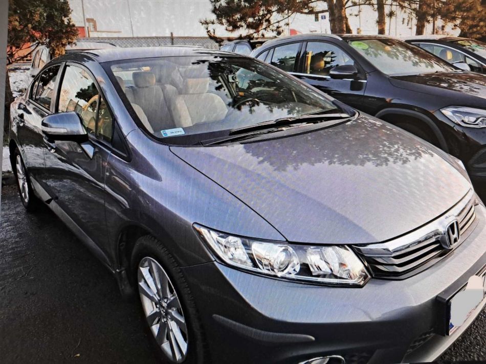 Honda Civic - 2012