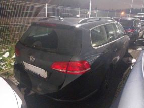 Volkswagen Passat - 2011