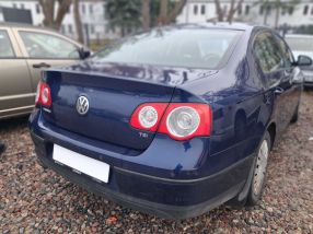 Volkswagen Passat - 2008