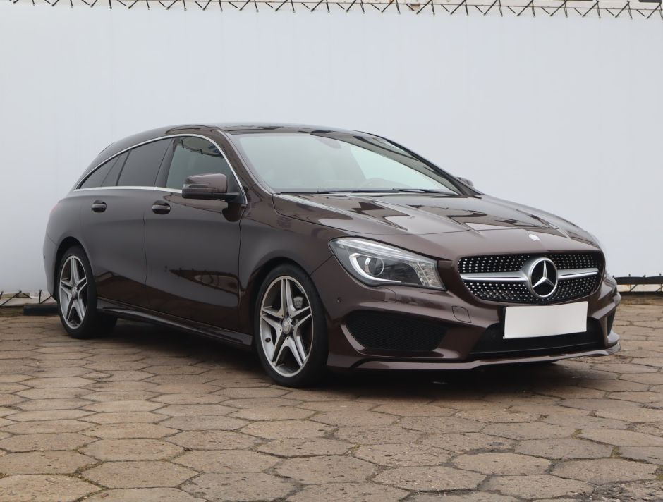 Mercedes-Benz CLA - 2015