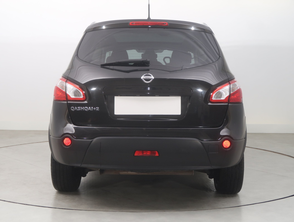 Nissan Qashqai+2