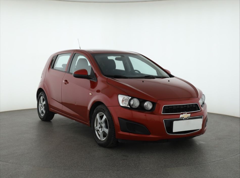 Chevrolet Aveo - 2012