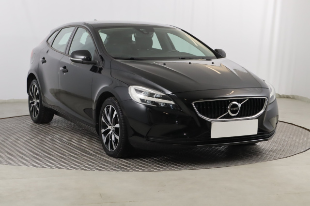 Volvo V40 2019