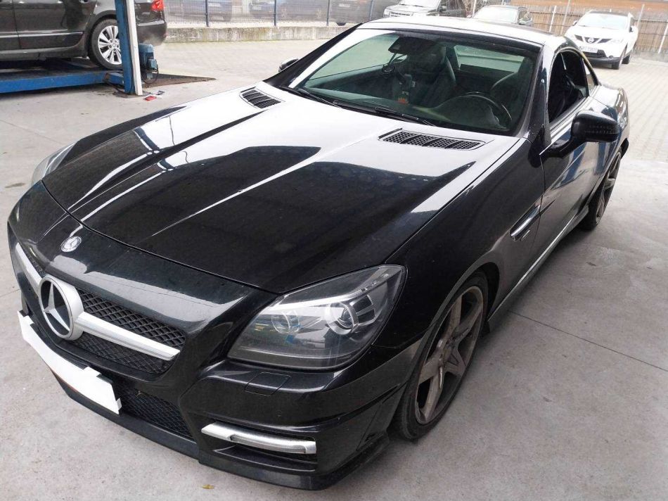 Mercedes-Benz SLK - 2012