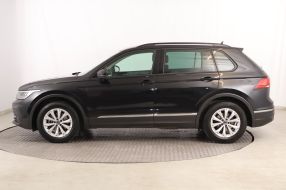 Volkswagen Tiguan - 2021