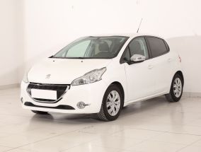 Peugeot 208 - 2013