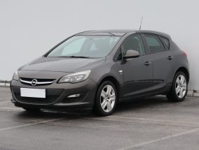 Opel Astra - 2013