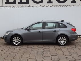 Chevrolet Cruze - 2012