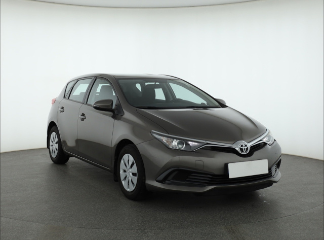 Toyota Auris 2017