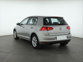 Volkswagen Golf - 2013