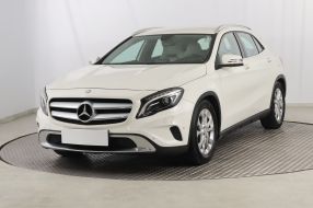 Mercedes-Benz GLA - 2014