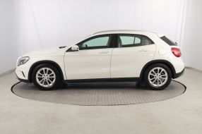 Mercedes-Benz GLA - 2014