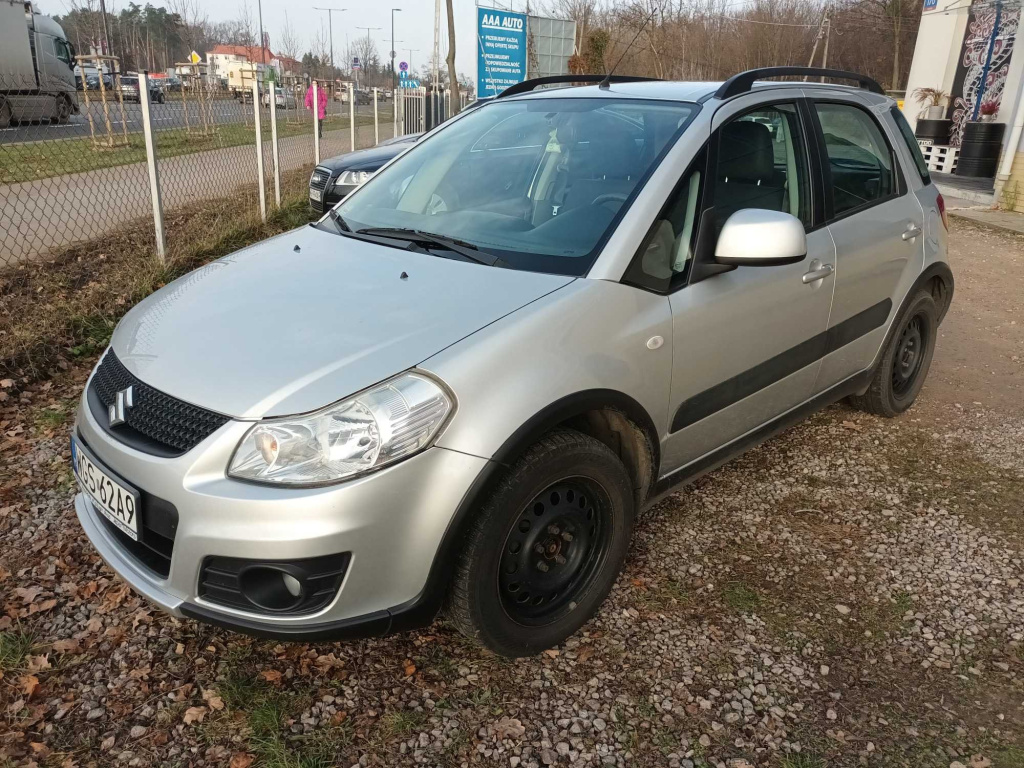 Suzuki SX4