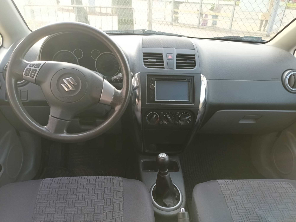 Suzuki SX4