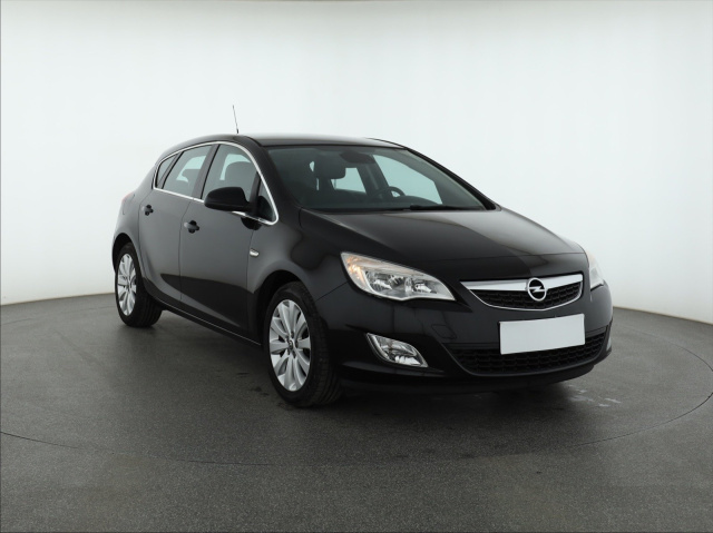 Opel Astra 2010