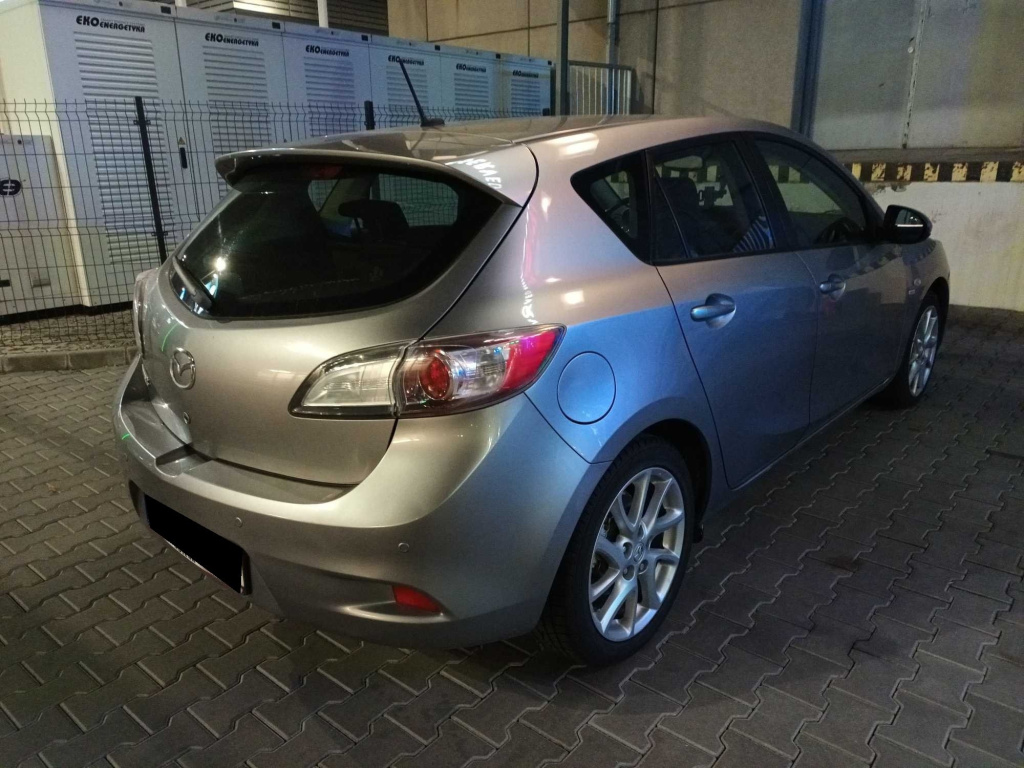 Mazda 3