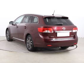 Toyota Avensis - 2012